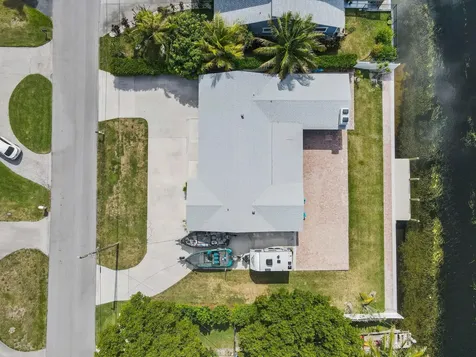 1051 SW 25th Avenue Boynton Beach FL 33426