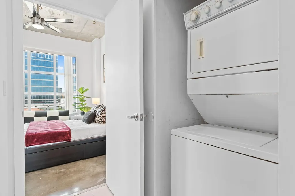 313 NE 2nd Street Fort Lauderdale FL 33301