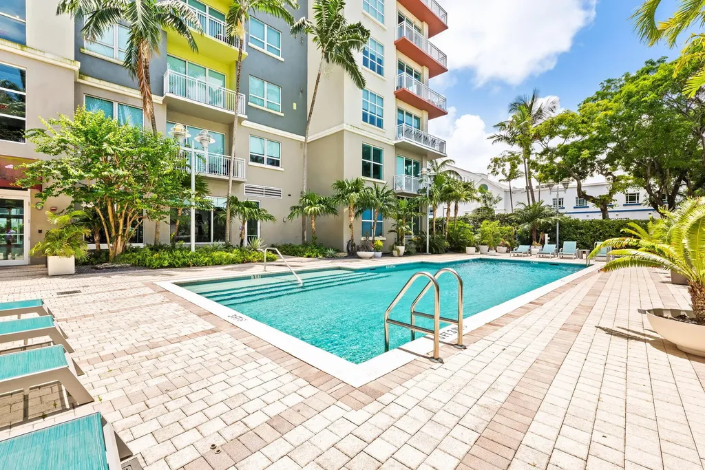 313 NE 2nd Street Fort Lauderdale FL 33301