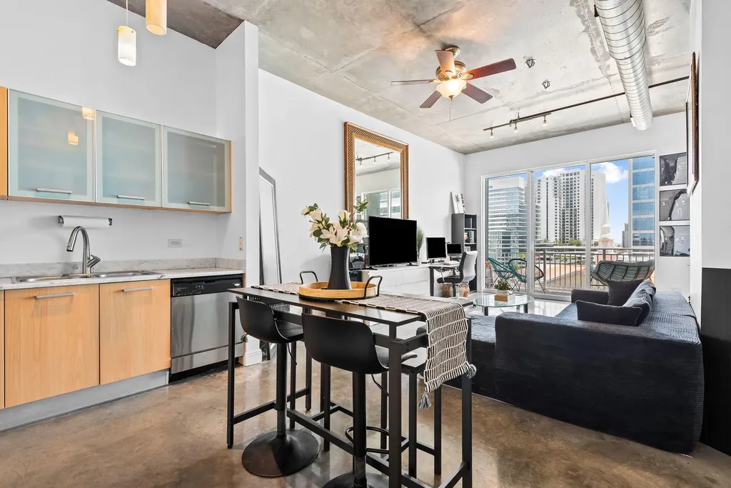 313 NE 2nd Street Fort Lauderdale FL 33301