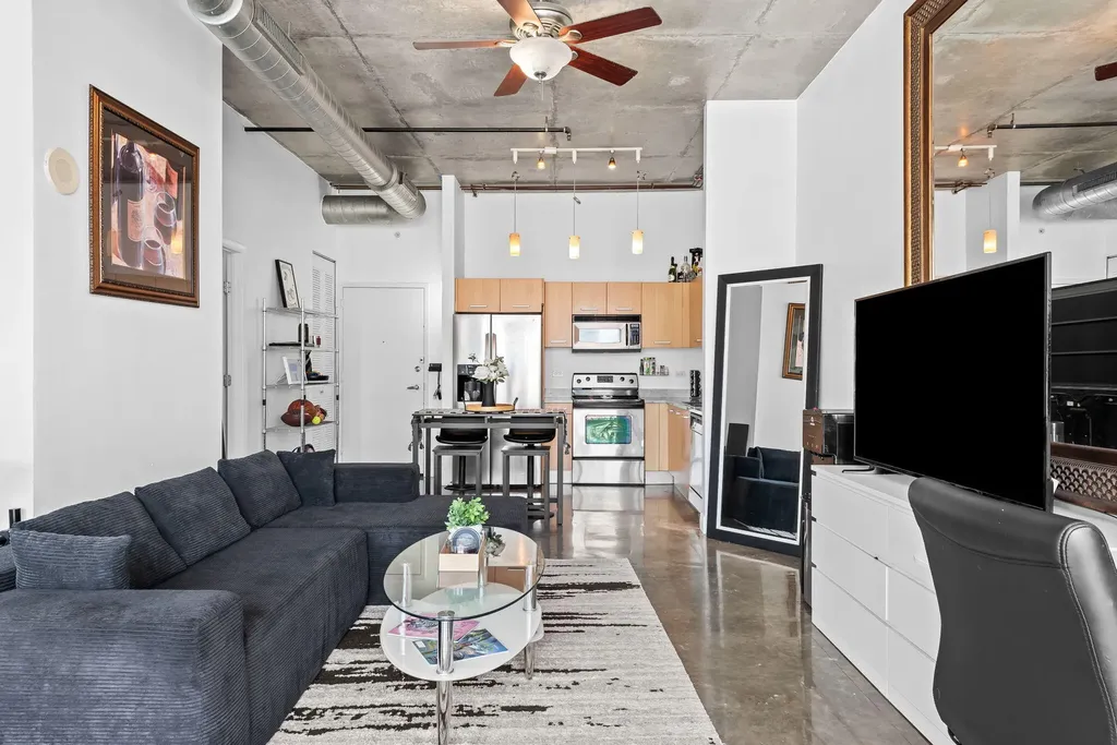 313 NE 2nd Street Fort Lauderdale FL 33301