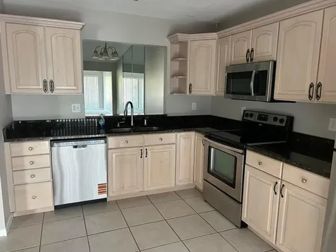 4210 Lucerne Villas Lane Lake Worth FL 33467