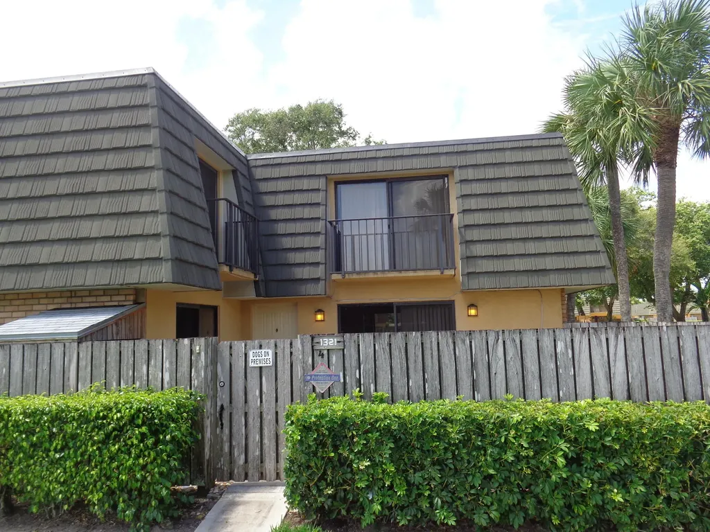 1321 13th Way West Palm Beach FL 33407