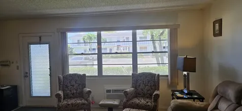 27 Newport B Deerfield Beach FL 33442