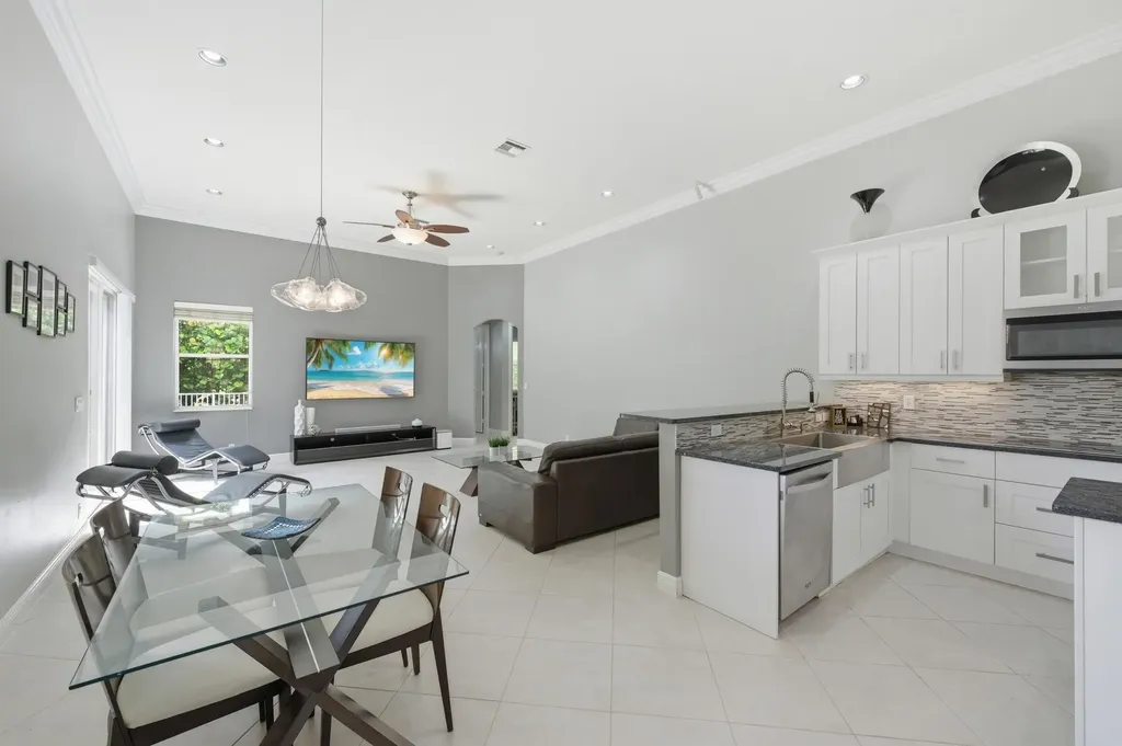 9746 Campi Drive Lake Worth FL 33467
