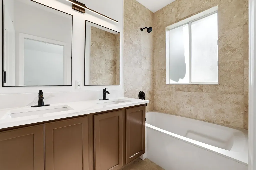 3068 Laurel Ridge Circle Riviera Beach FL 33404