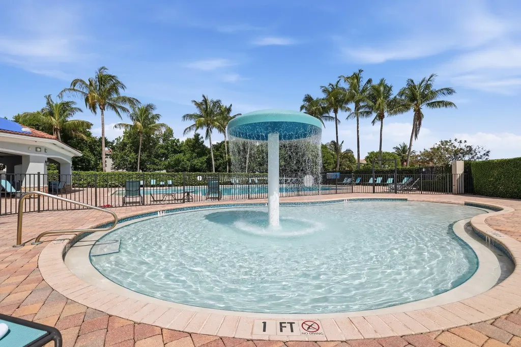 3068 Laurel Ridge Circle Riviera Beach FL 33404
