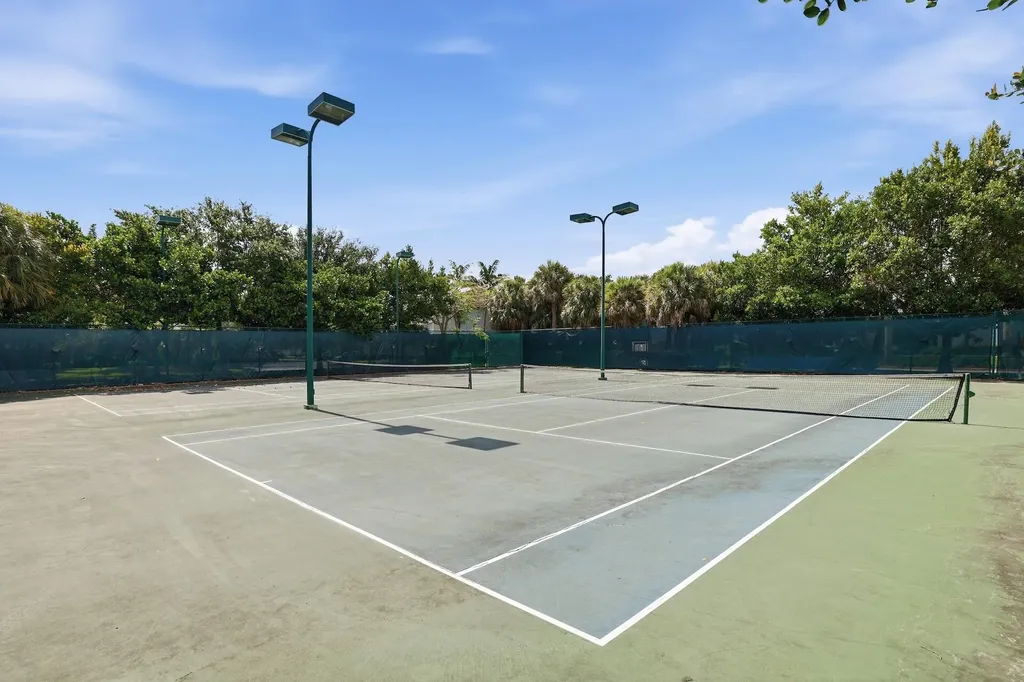 3068 Laurel Ridge Circle Riviera Beach FL 33404