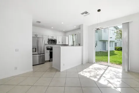 3068 Laurel Ridge Circle Riviera Beach FL 33404