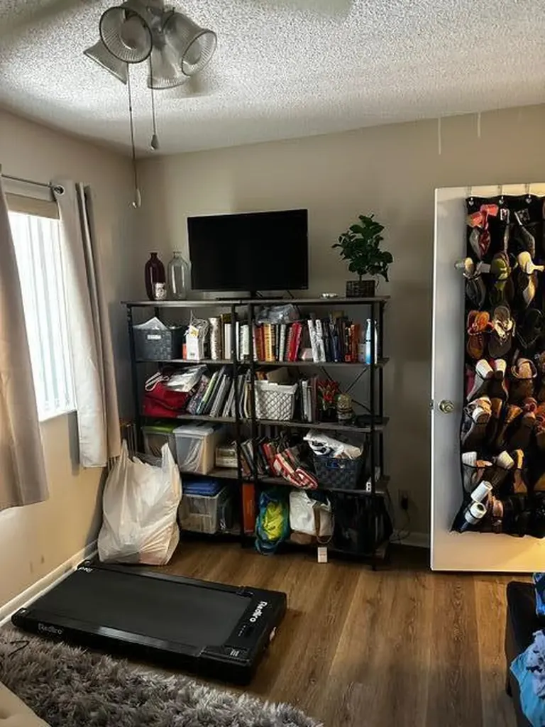 3186 Via Poinciana Greenacres FL 33467