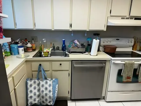 3186 Via Poinciana Greenacres FL 33467