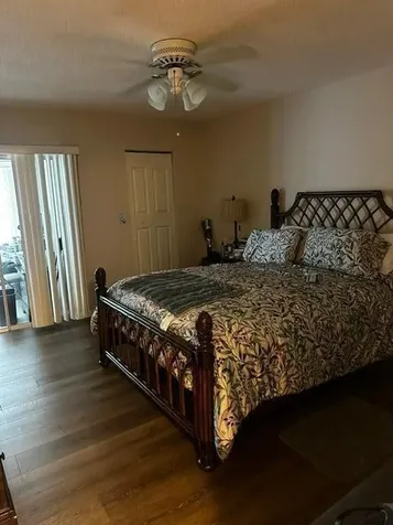 3186 Via Poinciana Greenacres FL 33467