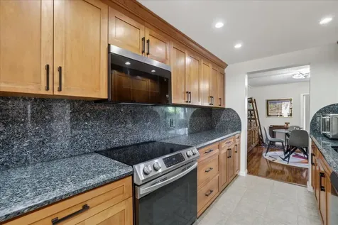 2999 Oaktree Lane Hollywood FL 33021