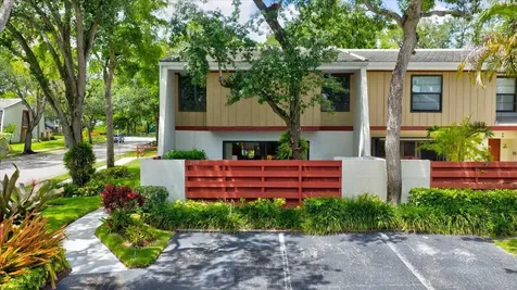 2999 Oaktree Lane Hollywood FL 33021