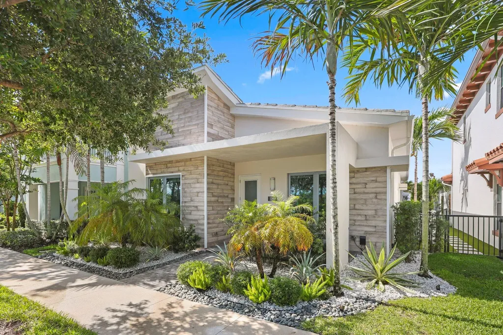 Palm Beach Gardens FL, 1189 Faulkner Terrace