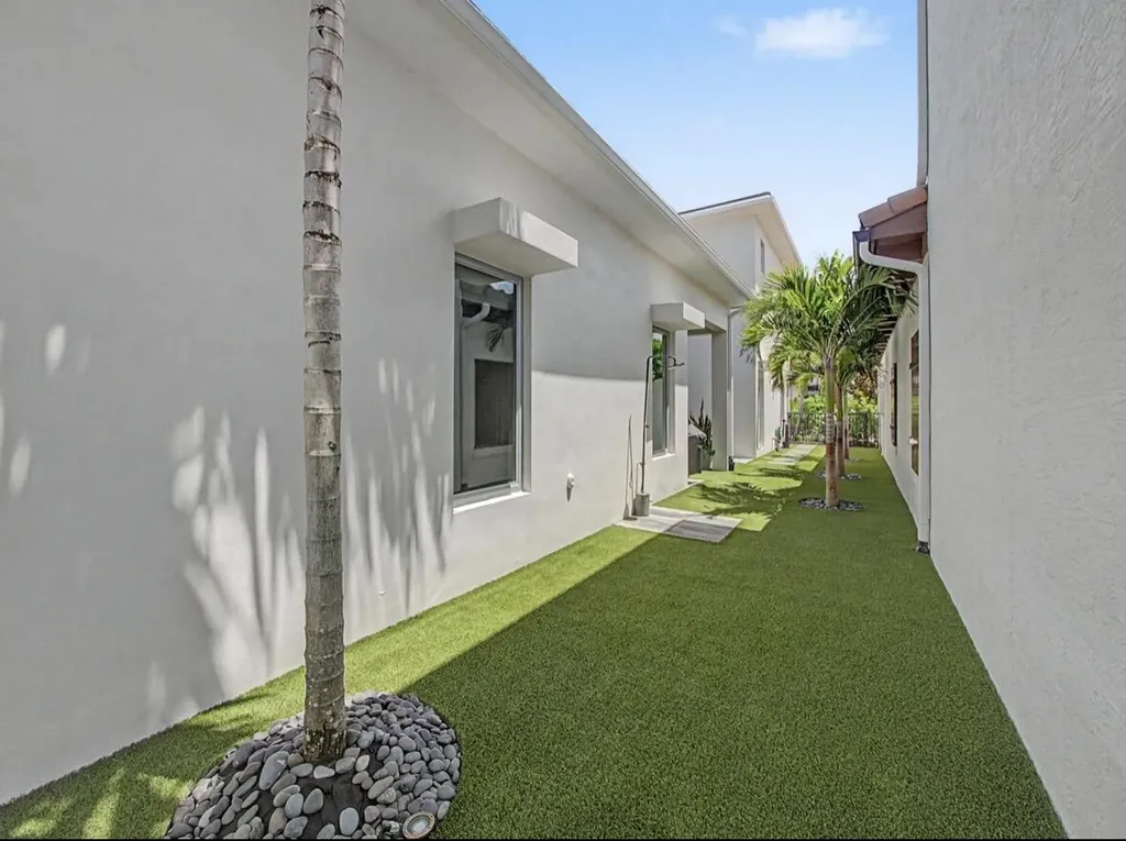 1189 Faulkner Terrace Palm Beach Gardens FL 33418