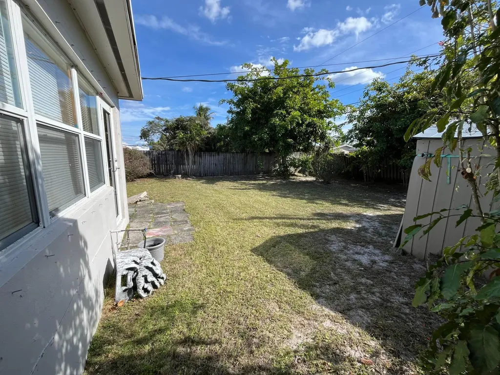 396 NW 46th Court Fort Lauderdale FL 33309