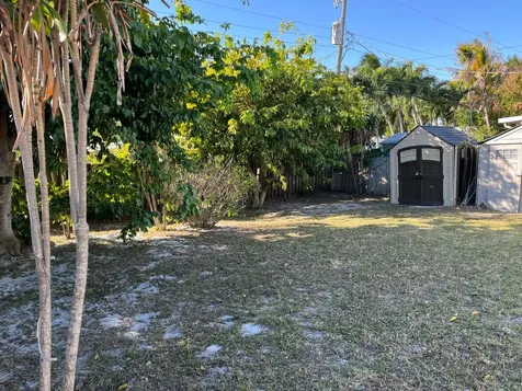396 NW 46th Court Fort Lauderdale FL 33309
