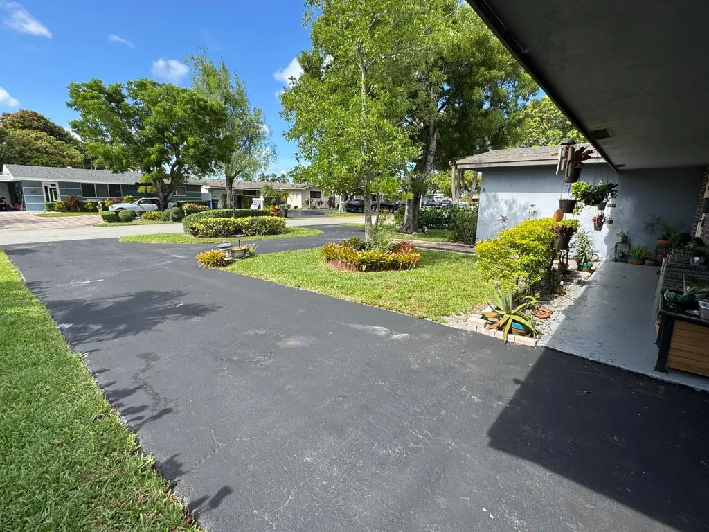 8780 NW 11th Street Pembroke Pines FL 33024