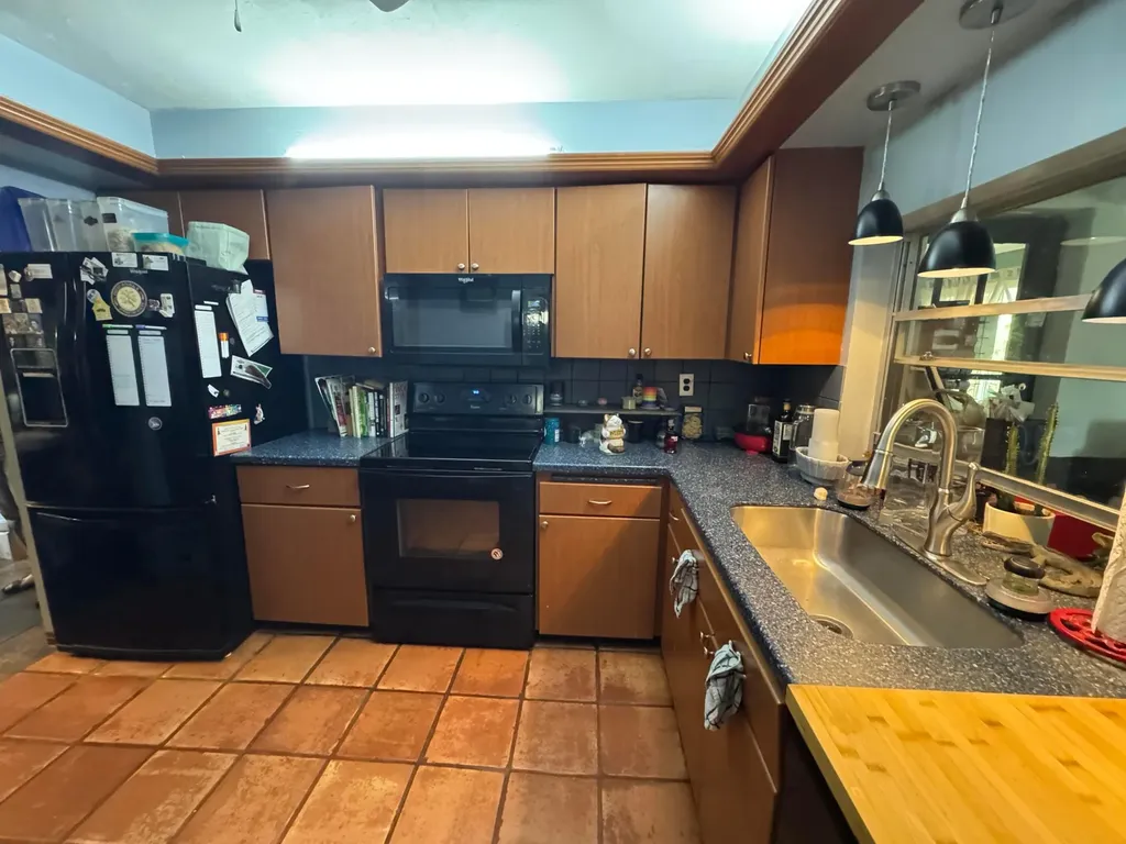 8780 NW 11th Street Pembroke Pines FL 33024
