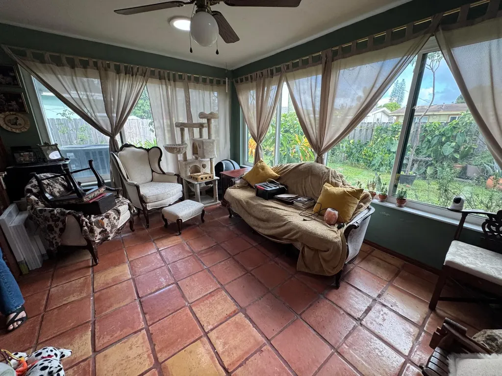 8780 NW 11th Street Pembroke Pines FL 33024
