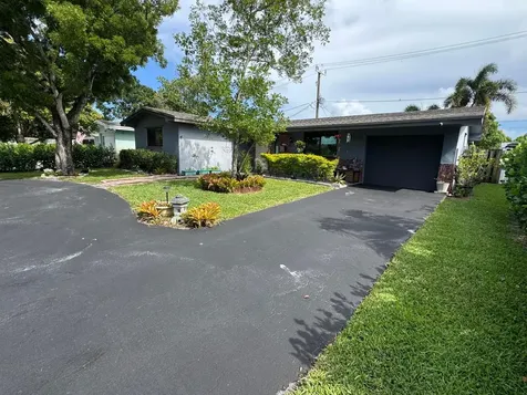 8780 NW 11th Street Pembroke Pines FL 33024