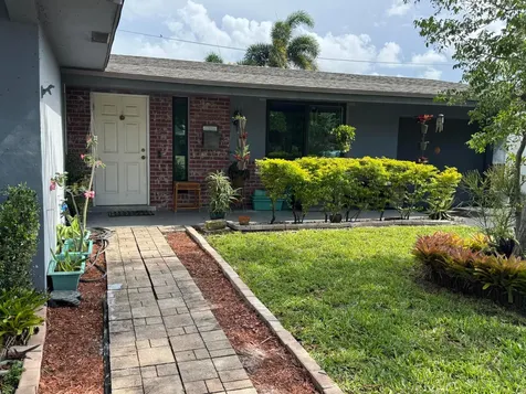 8780 NW 11th Street Pembroke Pines FL 33024