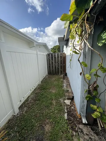 8780 NW 11th Street Pembroke Pines FL 33024