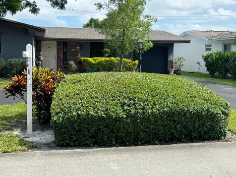 8780 NW 11th Street Pembroke Pines FL 33024