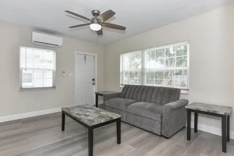 1001 S Federal Highway Boynton Beach FL 33435