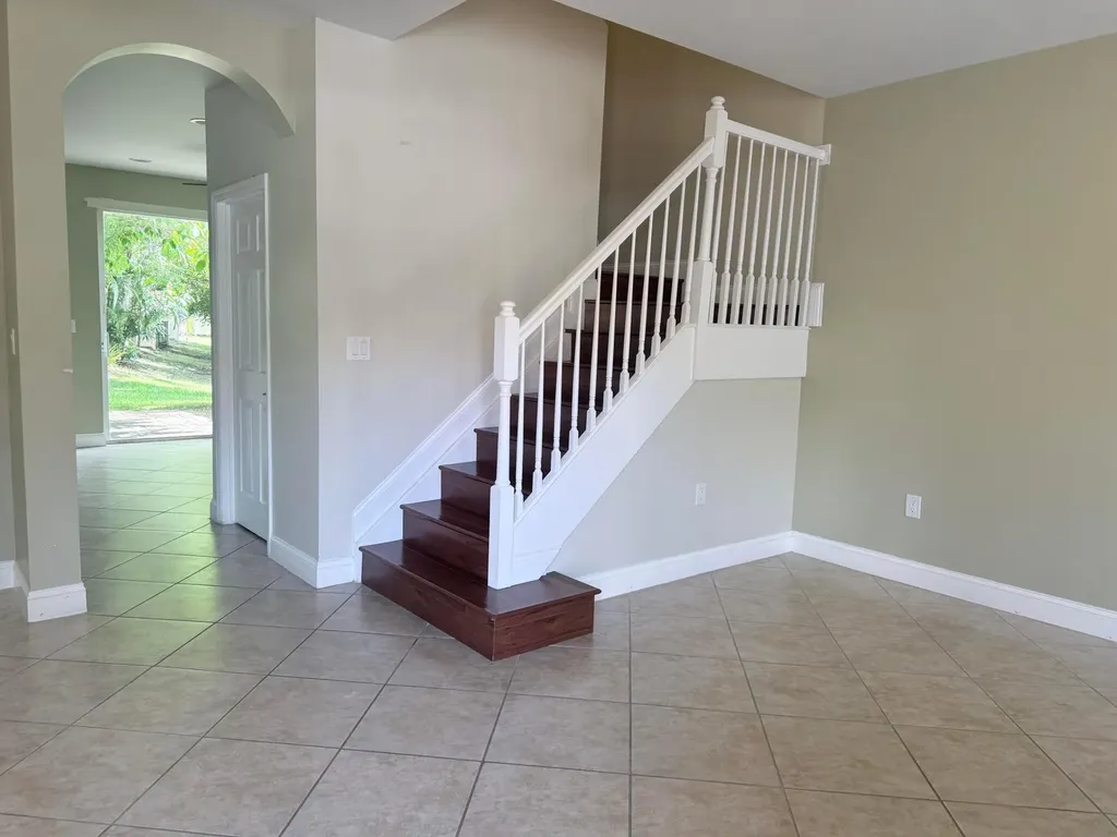 182 Lake Monterey Circle Boynton Beach FL 33426