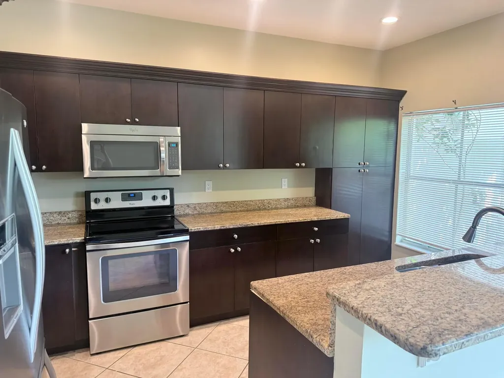 182 Lake Monterey Circle Boynton Beach FL 33426