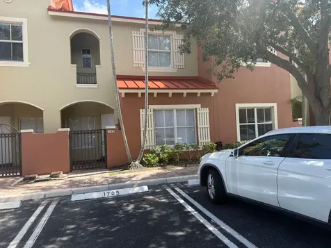 182 Lake Monterey Circle Boynton Beach FL 33426