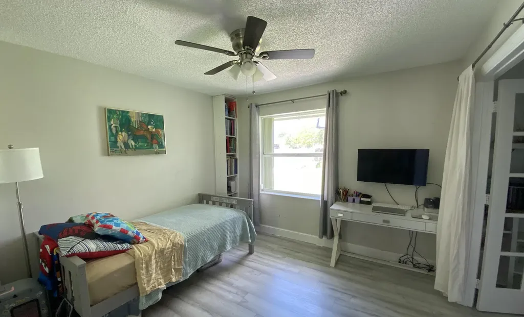 300 La Mancha Avenue Royal Palm Beach FL 33411