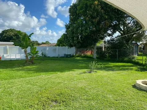 300 La Mancha Avenue Royal Palm Beach FL 33411