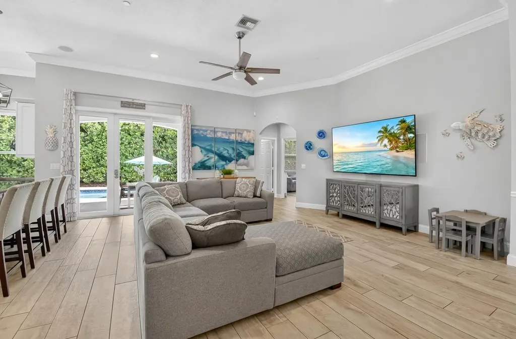 4880 Glenn Pine Lane Boynton Beach FL 33436