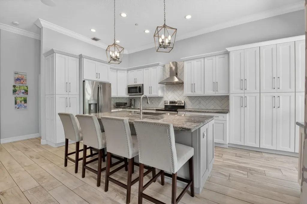 4880 Glenn Pine Lane Boynton Beach FL 33436