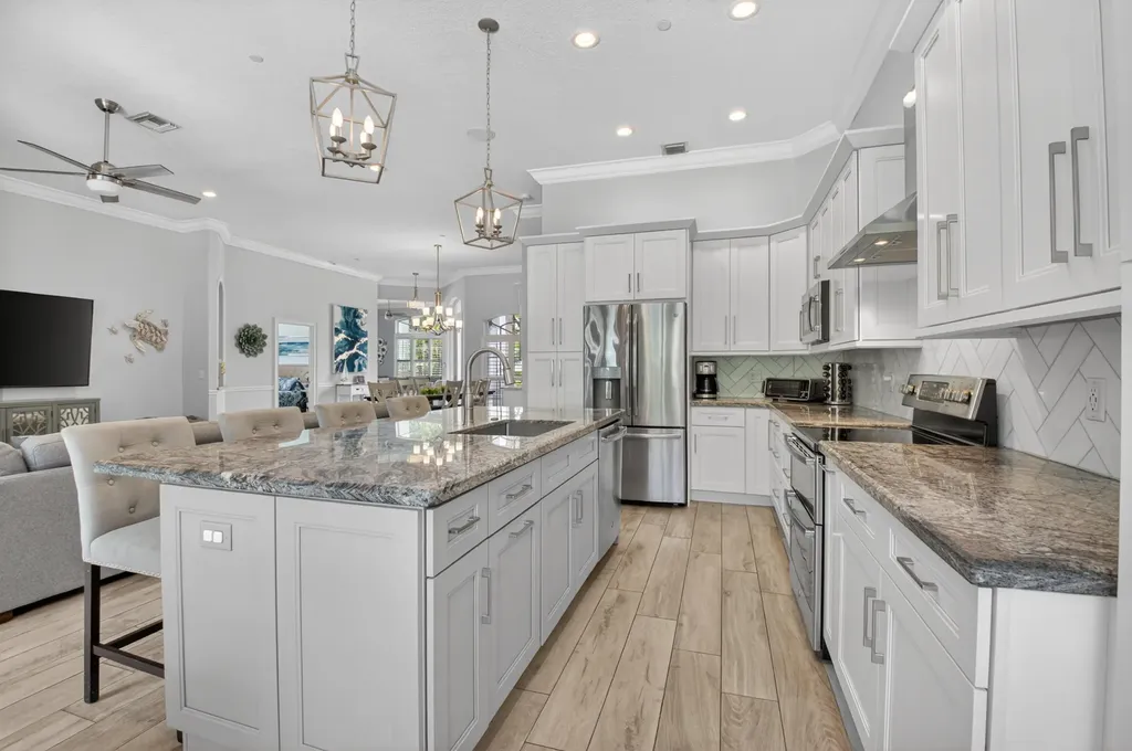 4880 Glenn Pine Lane Boynton Beach FL 33436