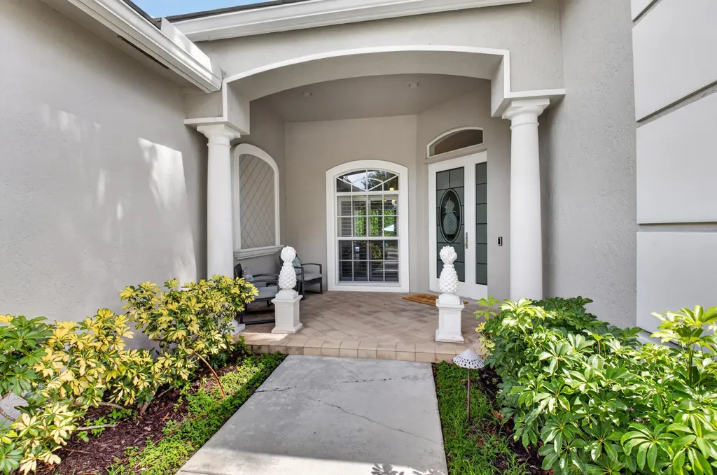 4880 Glenn Pine Lane Boynton Beach FL 33436