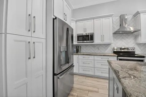 4880 Glenn Pine Lane Boynton Beach FL 33436