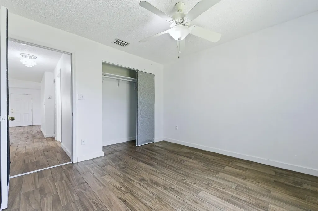 6088 Heather Street Jupiter FL 33458
