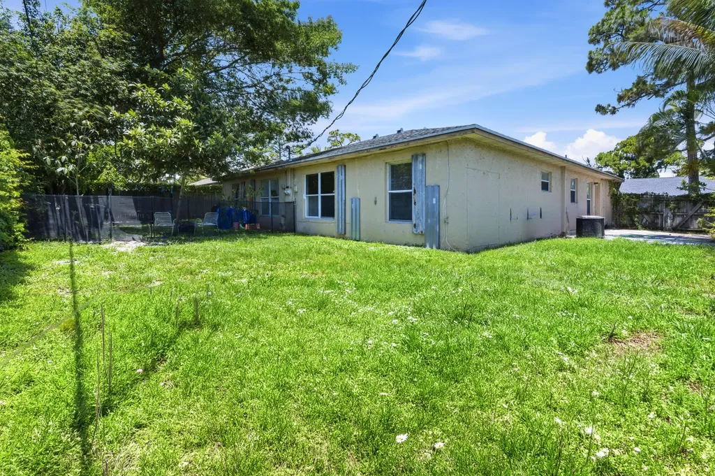 6088 Heather Street Jupiter FL 33458