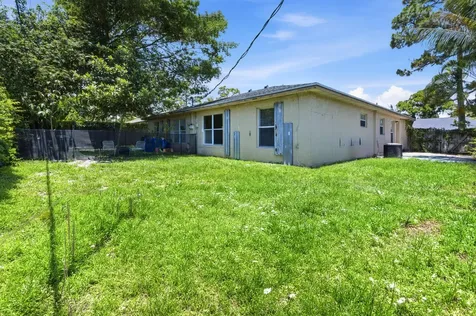 6088 Heather Street Jupiter FL 33458