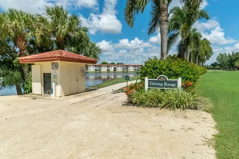8911 S Hollybrook Boulevard Pembroke Pines FL 33025
