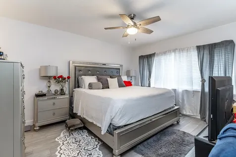 8911 S Hollybrook Boulevard Pembroke Pines FL 33025