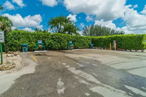 8911 S Hollybrook Boulevard Pembroke Pines FL 33025