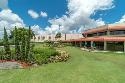 8911 S Hollybrook Boulevard Pembroke Pines FL 33025