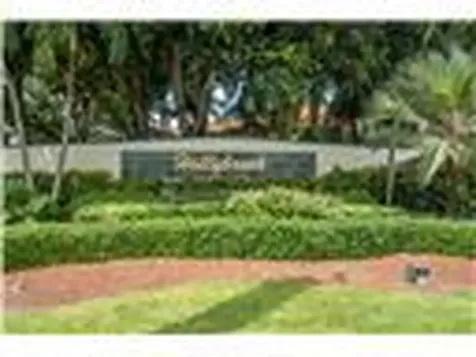 8911 S Hollybrook Boulevard Pembroke Pines FL 33025