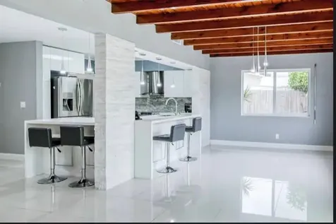 1905 N 45th Avenue Hollywood FL 33021