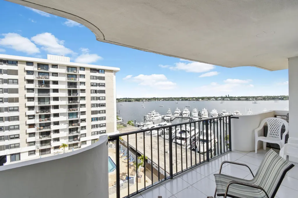 1200 Marine Way North Palm Beach FL 33408